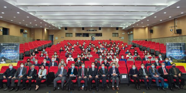 The lecture drew an audience of over 120 academic and research staff, students and alumni on the university campus.