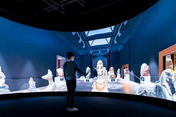 New forms of immersive experience can now be enjoyed at the 360-degree cinema at the Visualisation Research Centre, which showcases the unique outcomes of the Future Cinema Systems.
