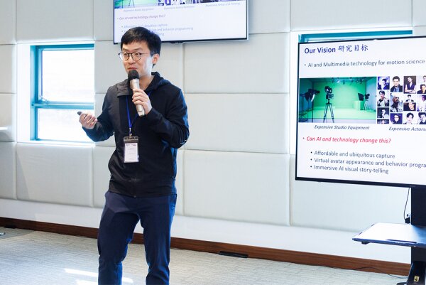 Dr Chen Jie showcases AI and multimedia technology applications.