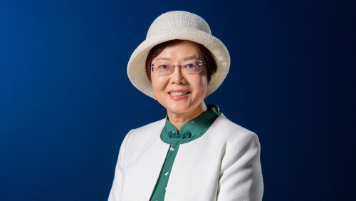 Dr. Chen Li