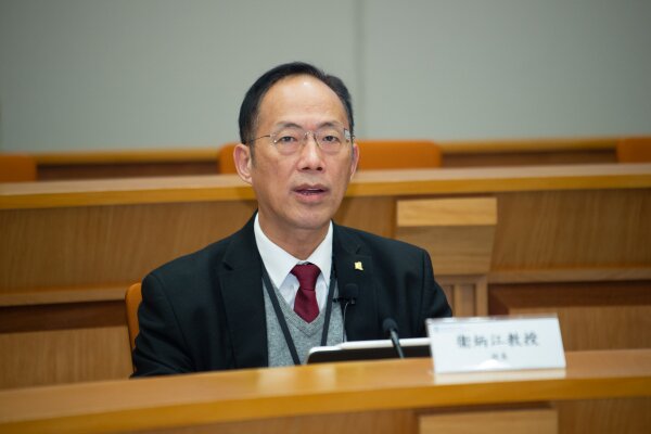 浸大为本届沪港大学联盟理事会的理事长单位，校长卫炳江教授在活动上致欢迎辞。