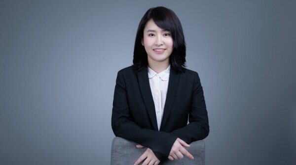 Dr Eva Zhao