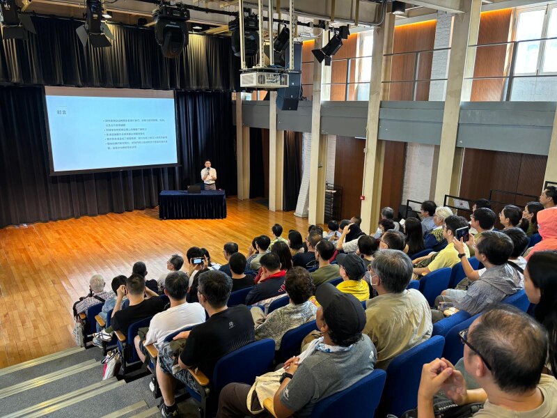 Dr Kwong Chi Man awards Research Impact Fund (RIF) 2024/25