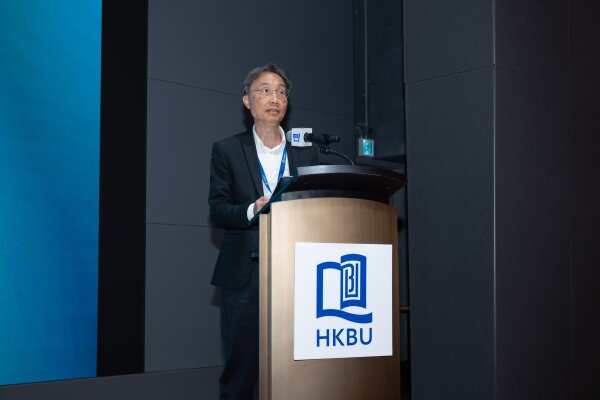 Professor Lo Kwai Cheung, Professor and Chair of Department of Humanities and Creative Writing, Academy of Language and Culture, HKBU.